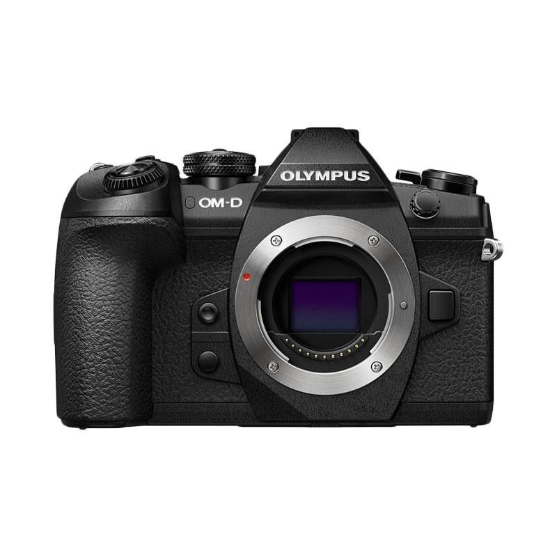 Olympus Digital Camera OM-D E-M1 Mark II with ED 12-40mm F/2.8 PRO Black + Lensa 17mm F/1.8