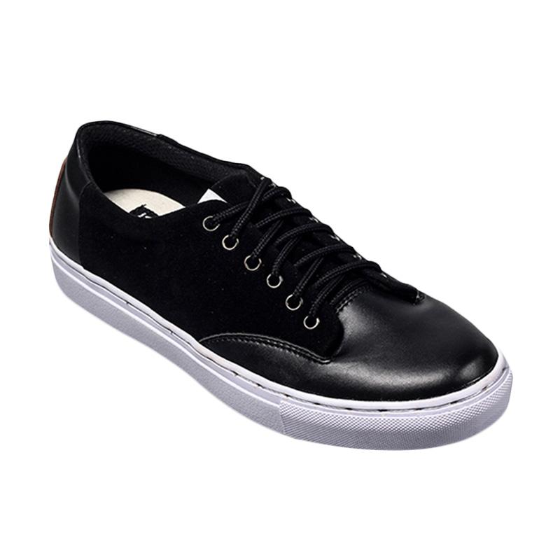 Navara Fico Sneakers Sepatu Pria - Black