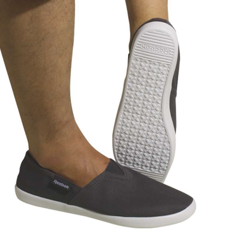 Reebok men's slip on shoes clearance