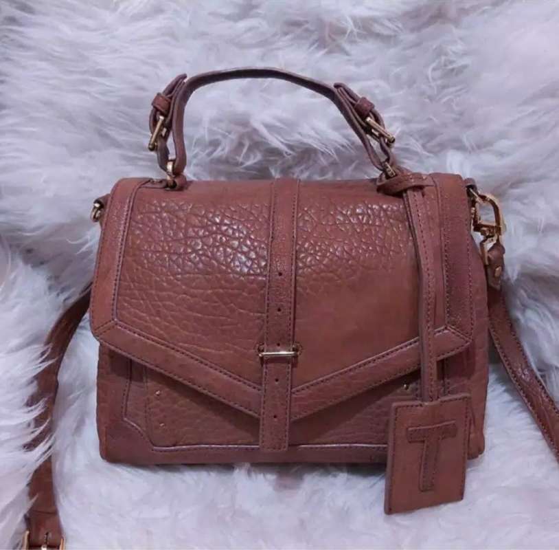 Harga tas deals tory burch