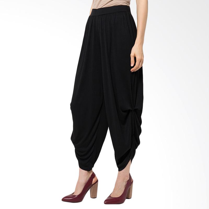 REE Side Drapped Pleated Pants - Black
