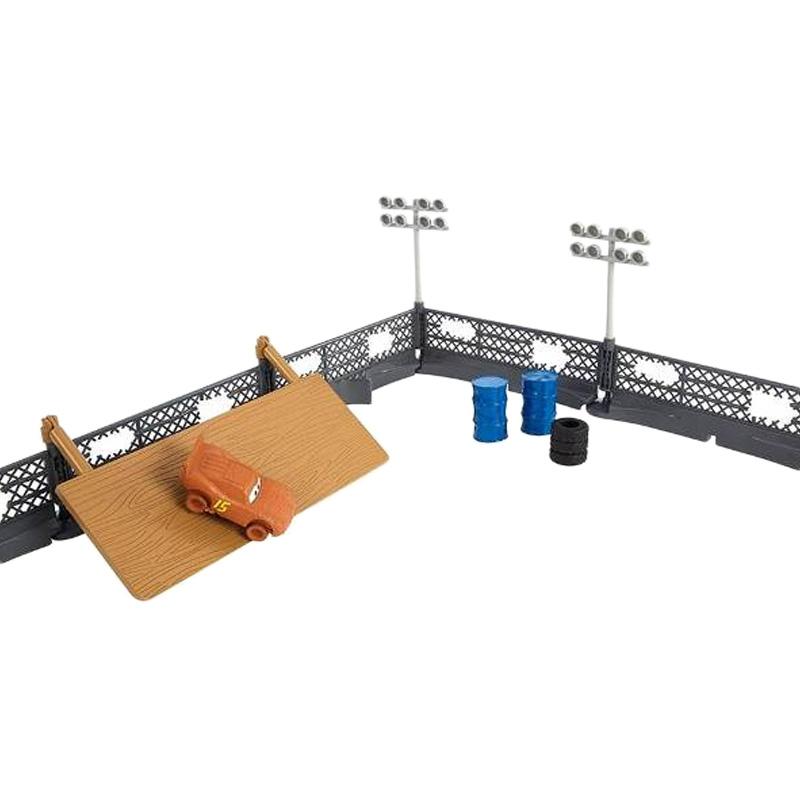cars 3 smash and crash derby playset