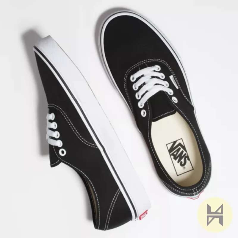 vans era black white original