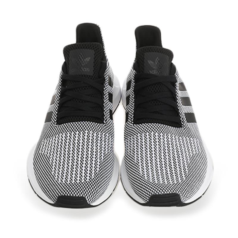 Jual adidas Originals Men Swift Run Sepatu Olahraga Pria Black