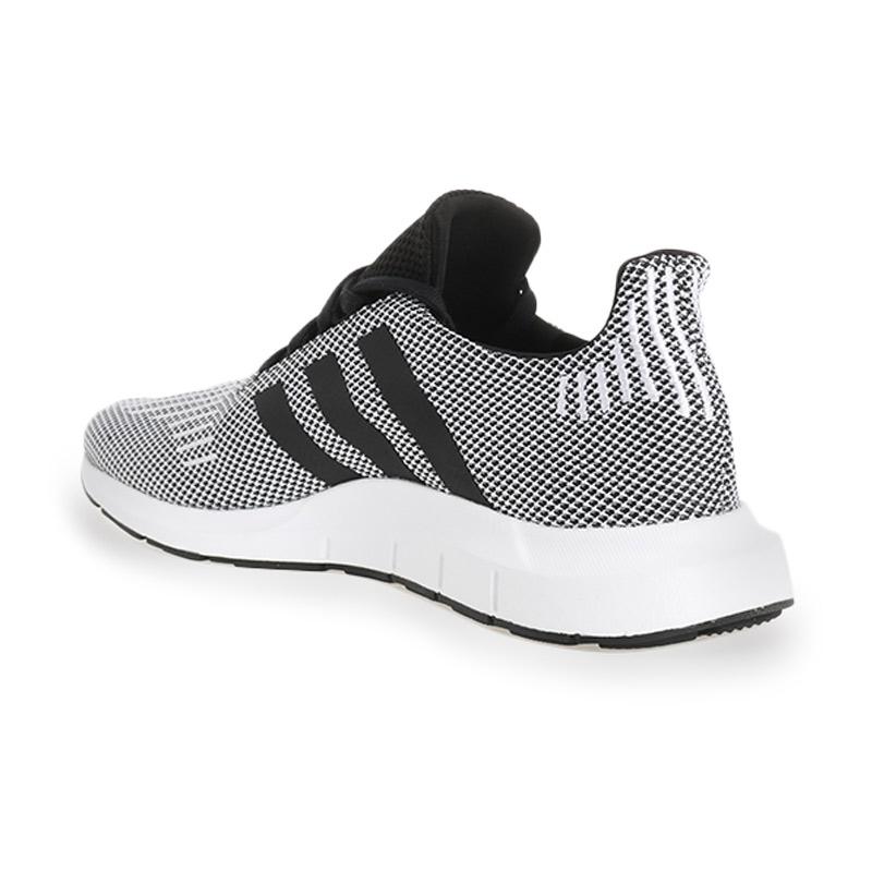Adidas swift run b37734 2025