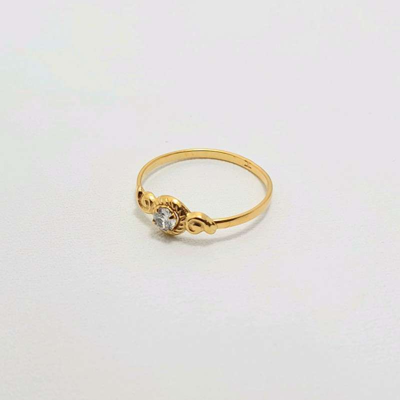 Cincin Emas Muda Model Ukir Mata Putih 1/2 Gram