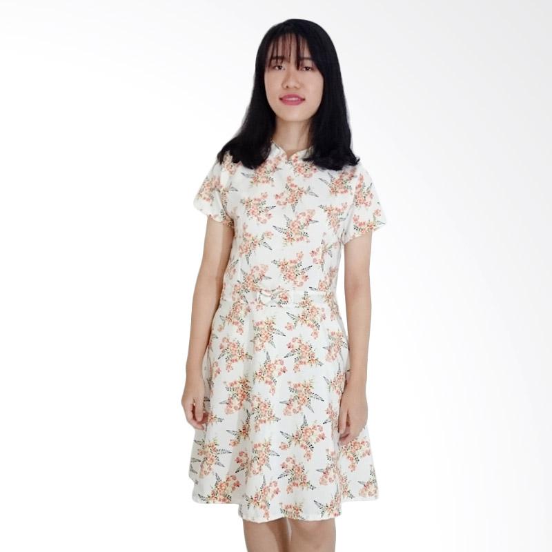 Kulo Daffodil Qipao Dress - White