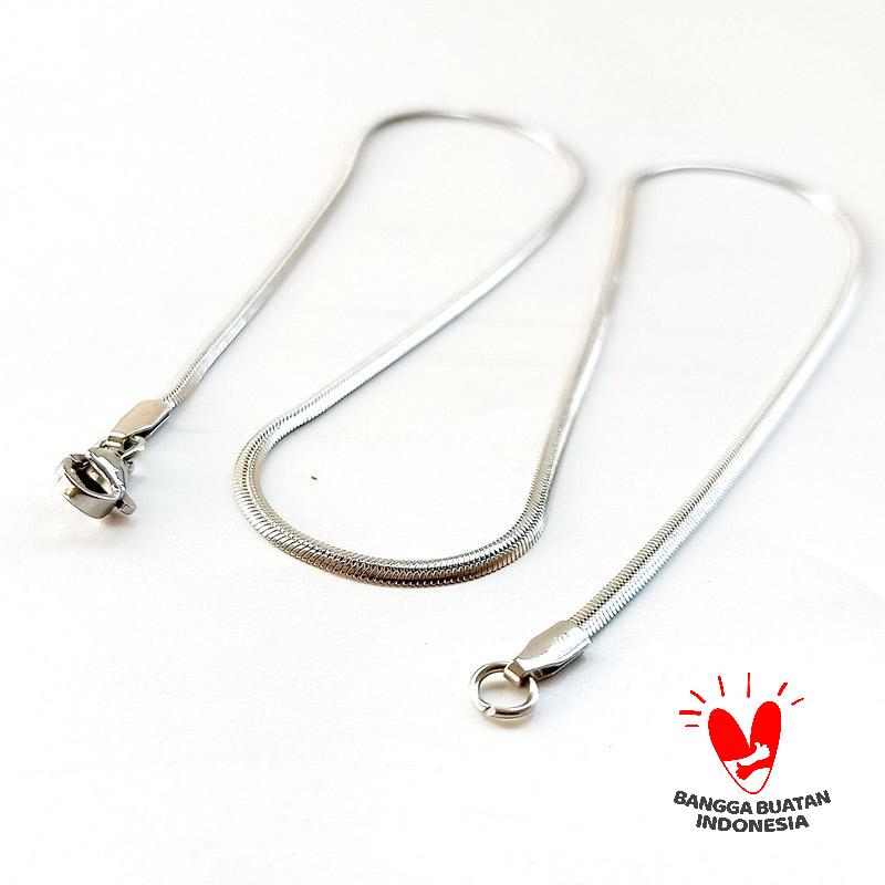 Jual Vee Model Belut Ular Pipih Kalung Titanium Unisex 45 Cm