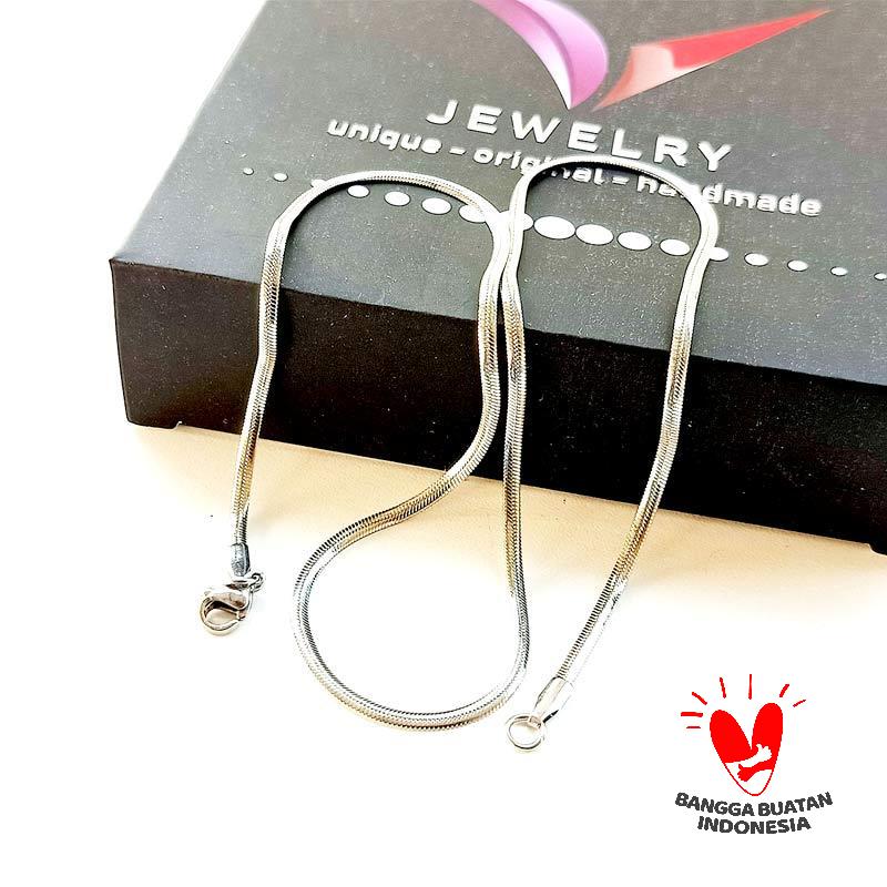 Jual Vee Model Belut Ular Pipih Kalung Titanium Unisex 45 Cm
