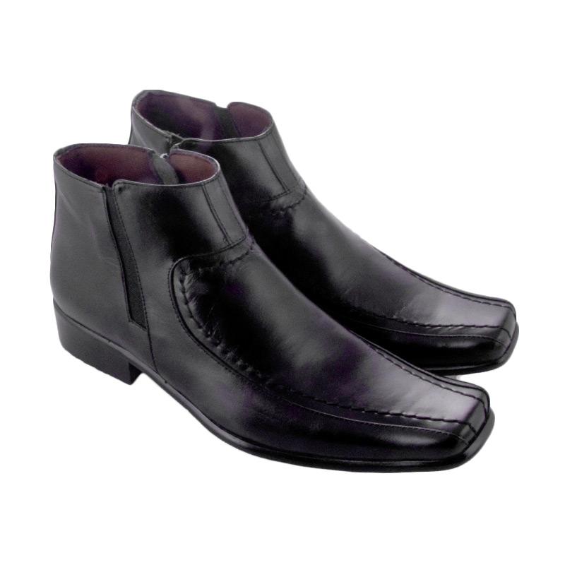 Golfer Clise Leather Boots Sepatu Pria - Black