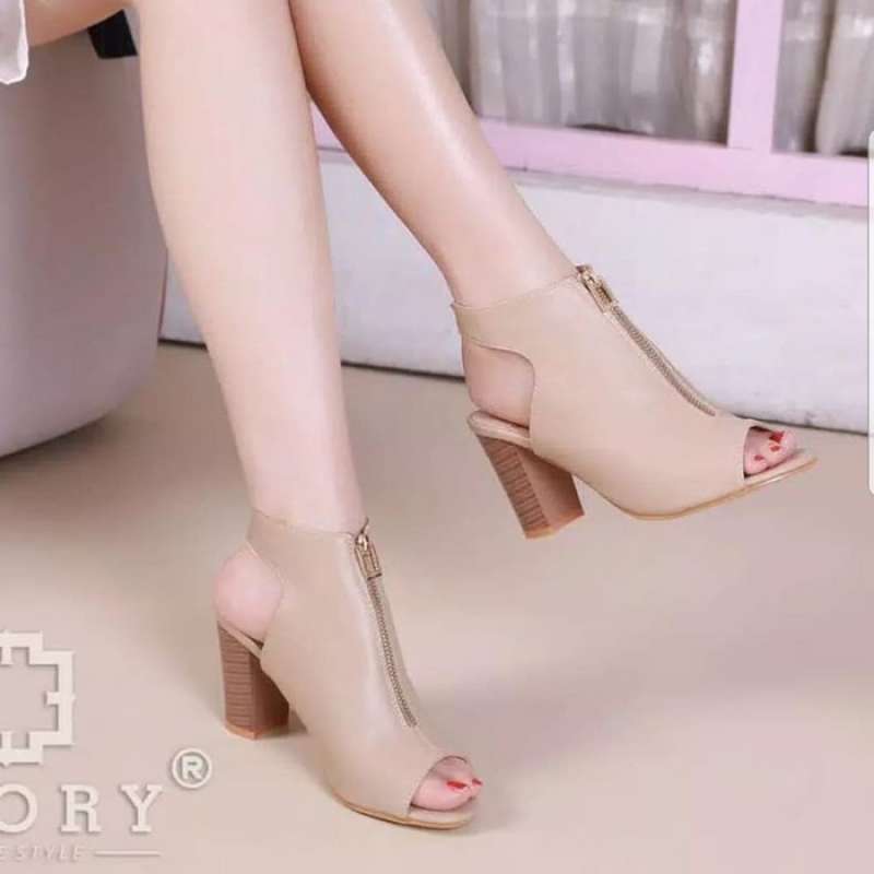 sandal wanita heels
