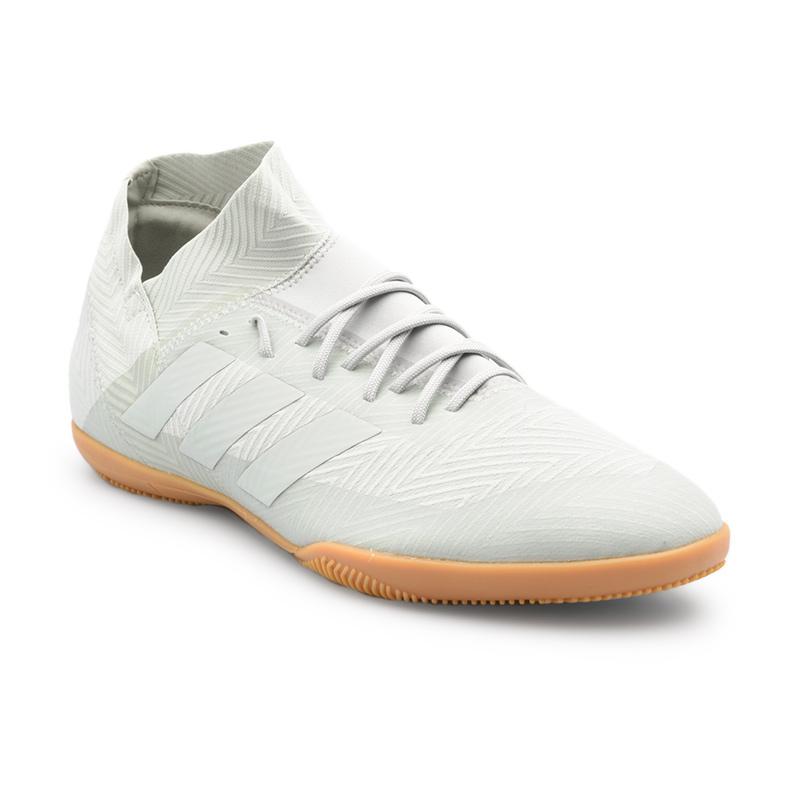 3 Pilihan Sepatu Adidas Untuk Permainan Futsal With its high flexibility, this material wraps comfortably around the contours of the foot for a snug fit. 3 pilihan sepatu adidas untuk permainan