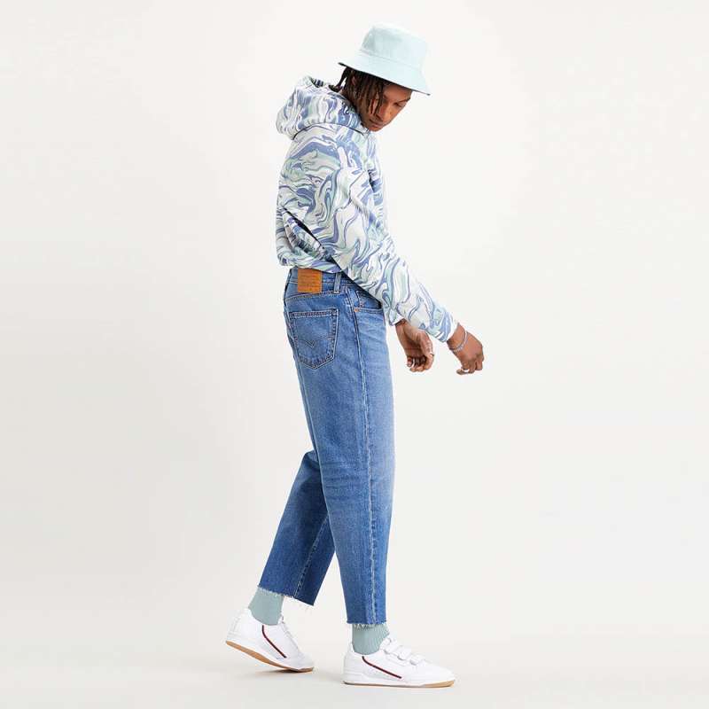 Jual Levi's Stay Loose Denim Crop Take Me Home (28997-0000) di Seller  Levi's Men Official Store - Kota Tangerang Selatan, Banten | Blibli