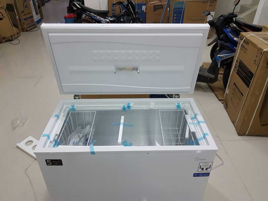 Freezer box best sale midea
