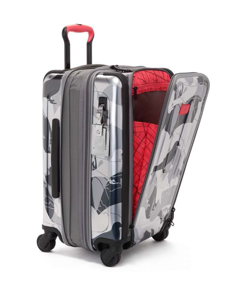 TUMI Staple International Expandable 