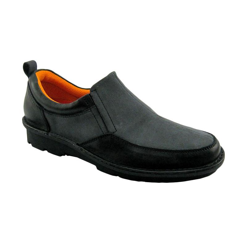 Felix Verguso BNR-3 Sepatu Pria - Black