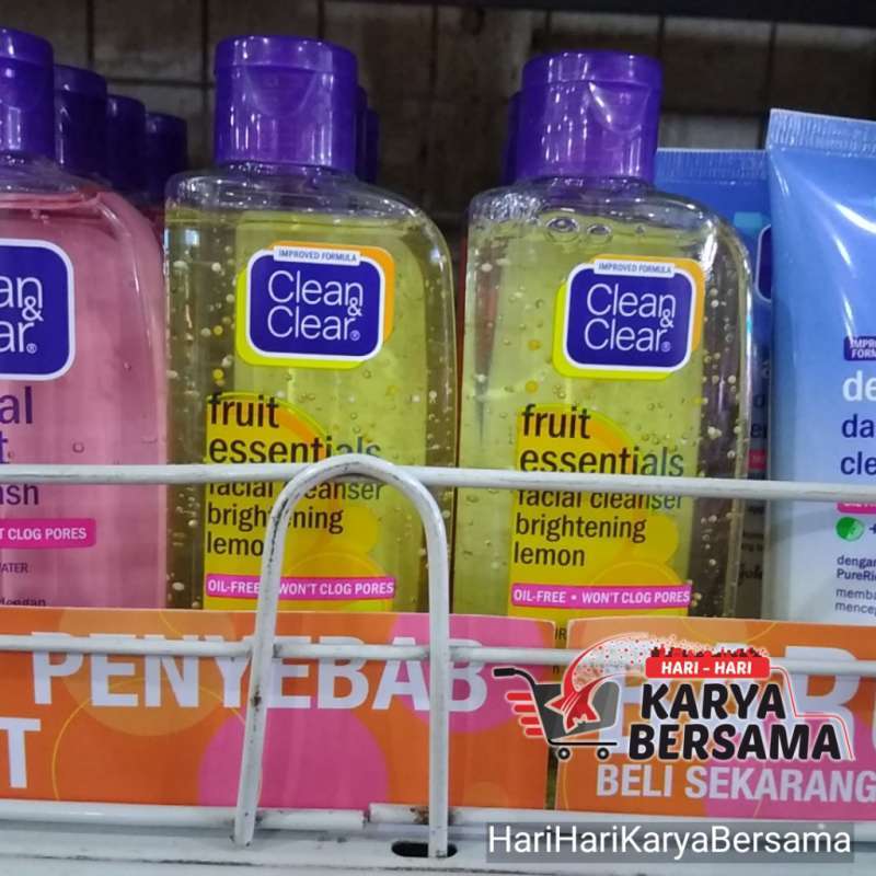 manfaat clean and clear fruit essentials facial cleanser brightening lemon