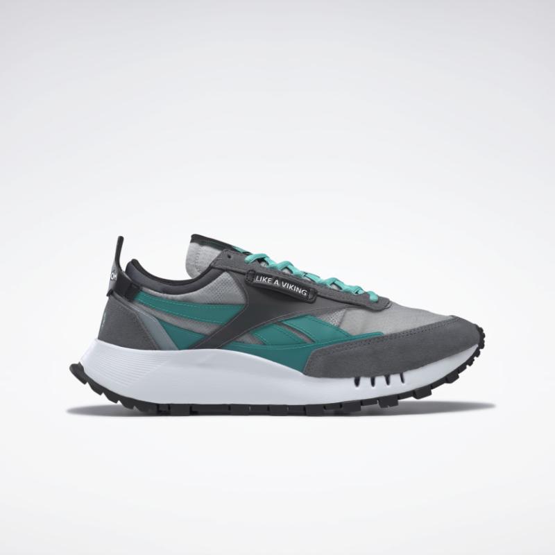 Reebok x assassins creed clearance