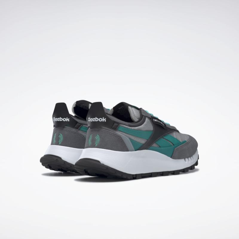 Jual Reebok Unisex X Assassins Creed 