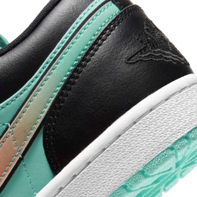 Jual Air Jordan 1 Low SE Tropical Twist 