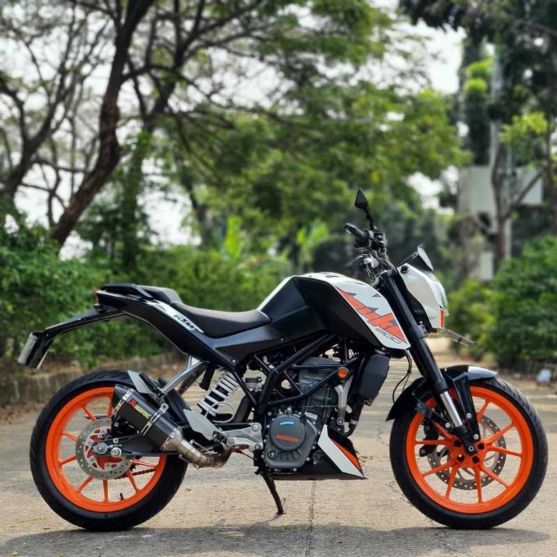 Jual KTM DUKE 200 WHITE 2020 KM LOW 