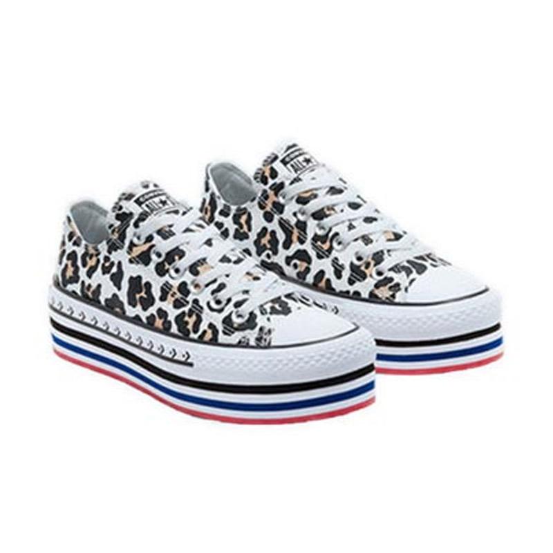 chuck taylor canvas sneakers