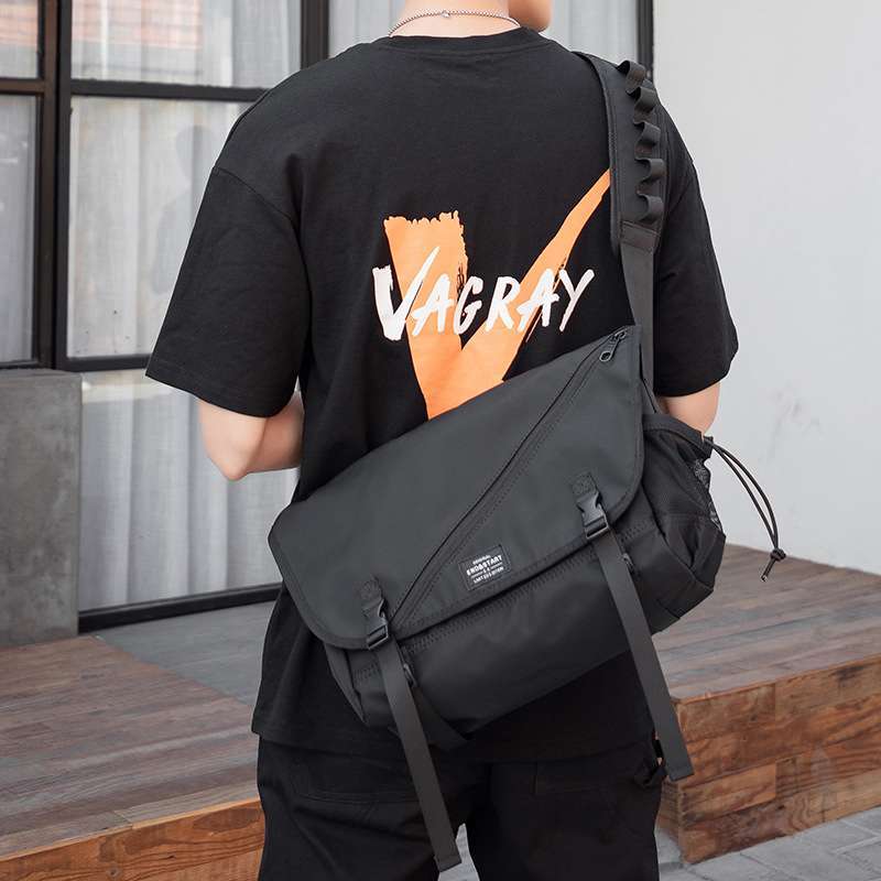 Messenger bag pria 2025