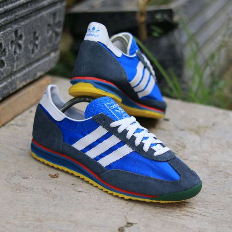 Promo ADIDAS SL72 VINTAGE BLUE WHITE ORIGINAL - 43 di Seller Culay_Disport  - Kab. Tangerang, Banten | Blibli