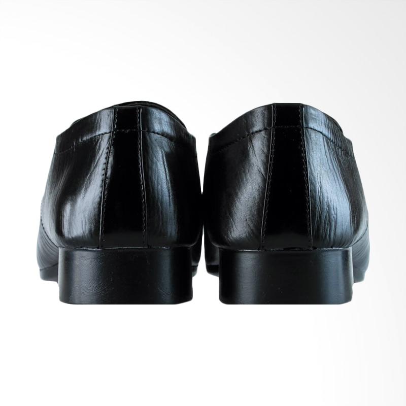 Jual Golfer Men Formal Sepatu Kulit Pantofel Pria Black 0387 Online Oktober 2020 Blibli Com