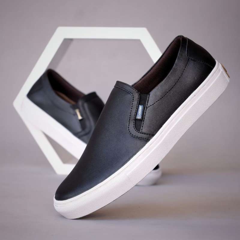 Sepatu slip sale on converse