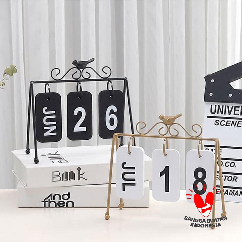 Jual Mendekor Shabby Besi Cender Emas Kalender Meja Online Februari 2021 Blibli