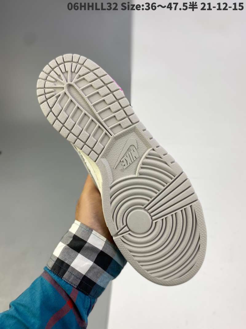 Brown shoelace orange buckle 