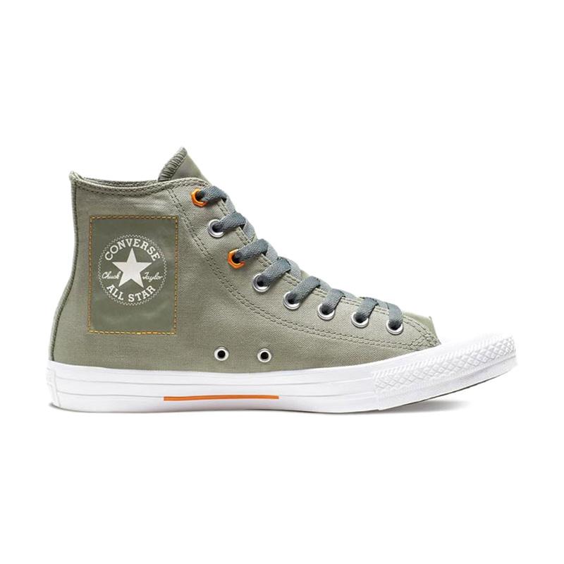 Chuck 7 top flight school