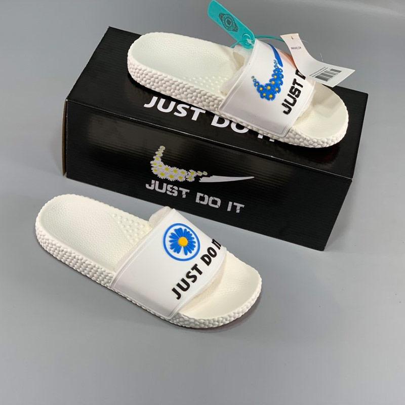Daisy nike slides shop