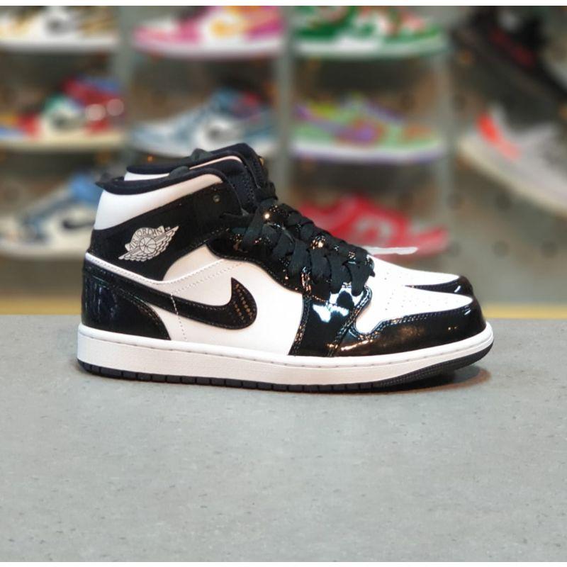 jordan mid 1 carbon