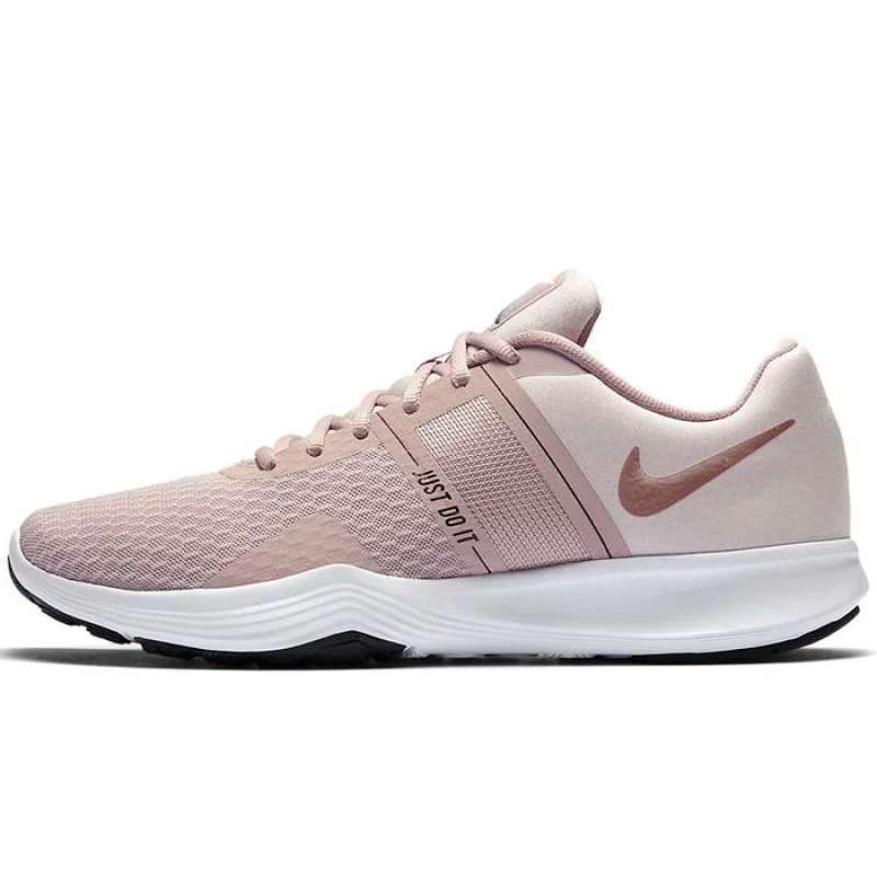 Wmns nike city trainer 2 top