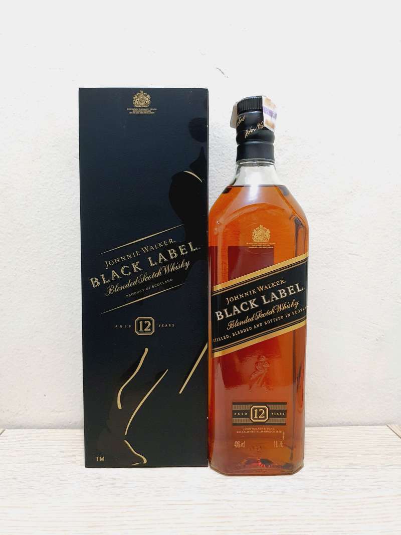 Jual Johnnie Walker Black Label 1Liter di Seller Black Rabbit ...