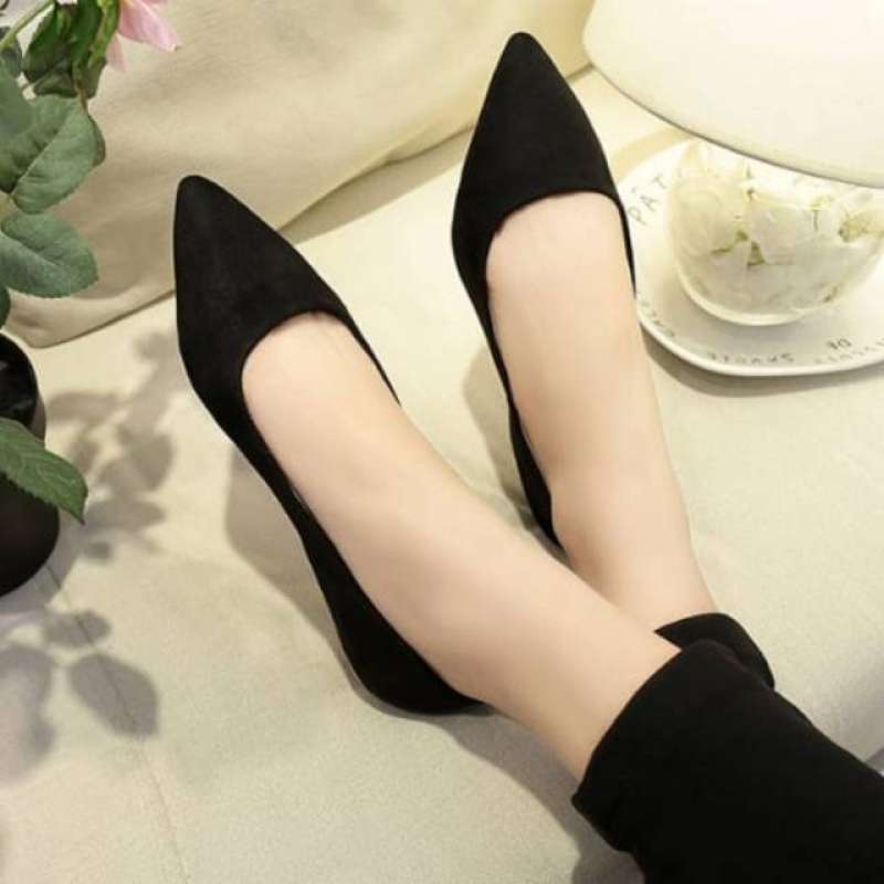 Jual SEPATU FLATSHOES WANITA Flatshoes Polos Kekinian PN 35