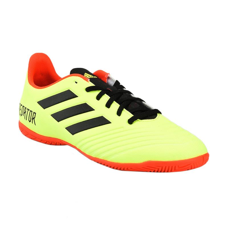 Adidas predator cheap tango 18.4 in
