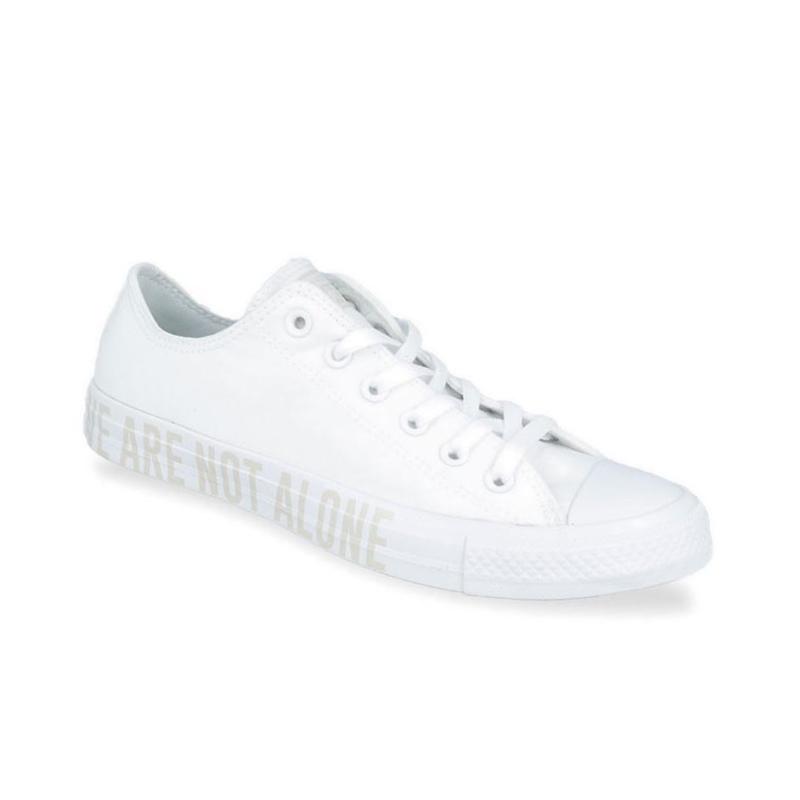 Jual Converse Chuck Taylor All Star We Are Not Alone Low Sepatu Sneaker Pria Online September 2020 Blibli Com
