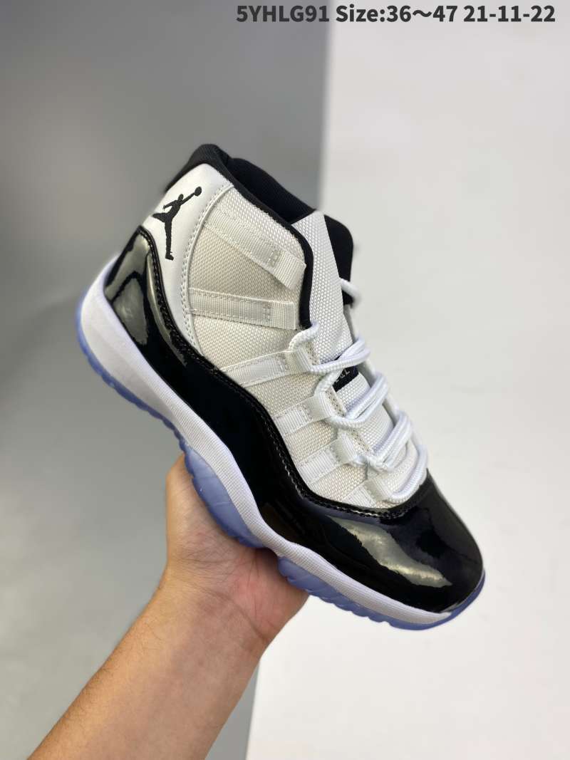 size 11 men's nike air jordan xi shoes