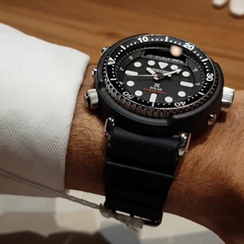 Jam sales seiko digital