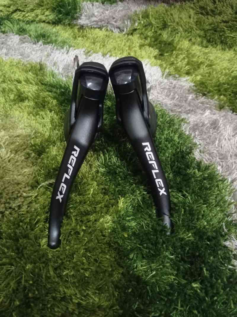 Sensah Ignite Sensah Hydraulic Brakes SENSAH IGNITE 9S 18S Road Bikes 2X9 Speed Shifter Brake Lever