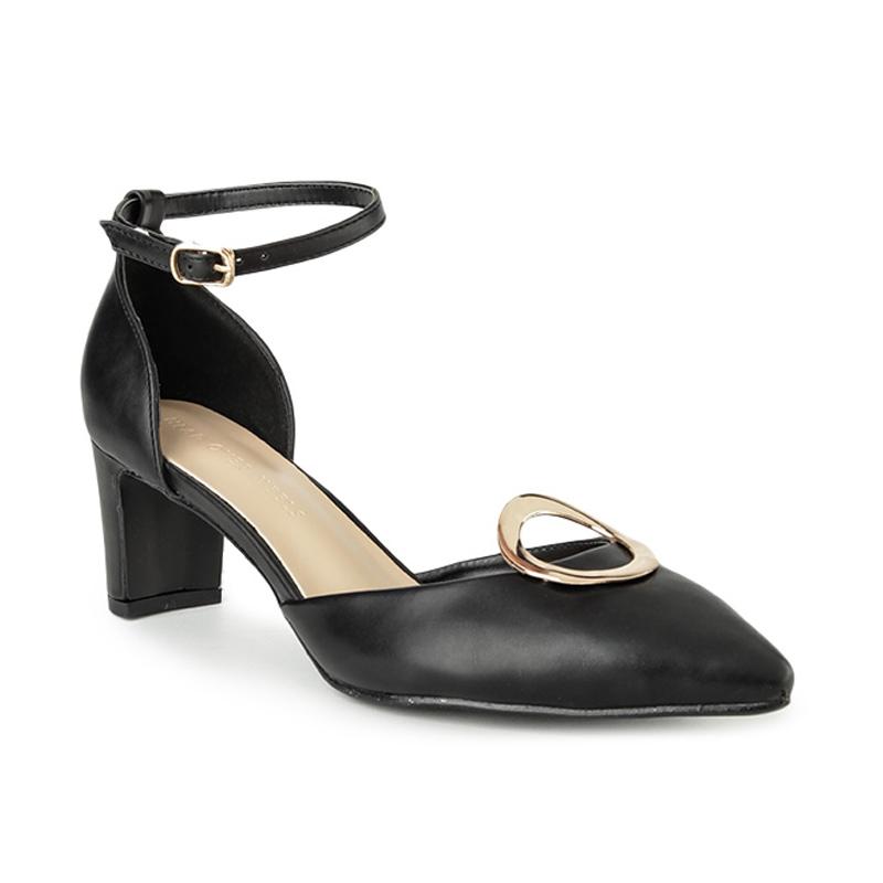 ankle strap sandals low heel