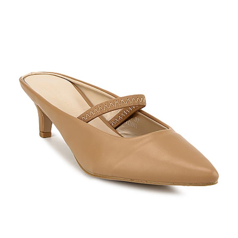 Head over heels sepatu store