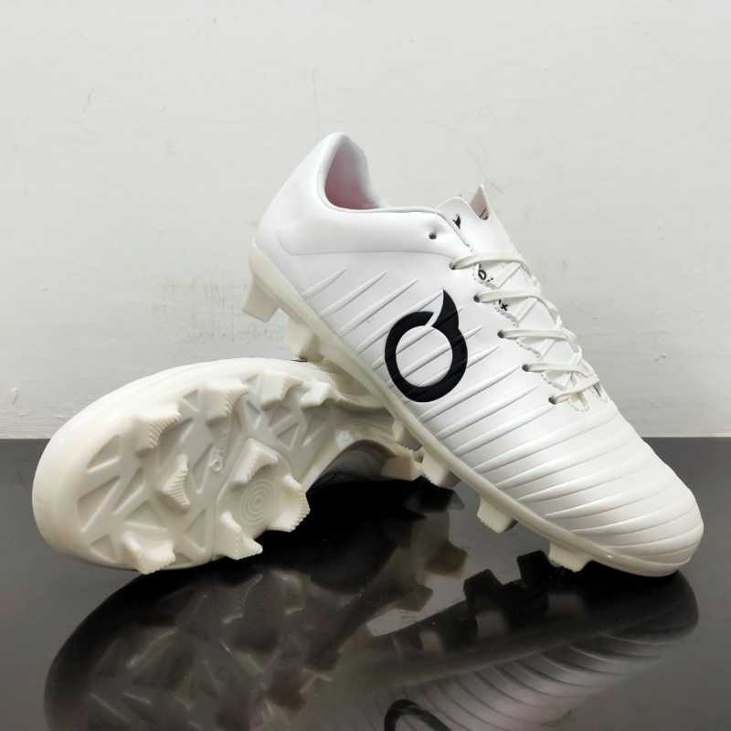 Jual Ortuseight Forte Vantage Fg Sepatu Bola Pria 11020149 Online Oktober 2020 Blibli Com