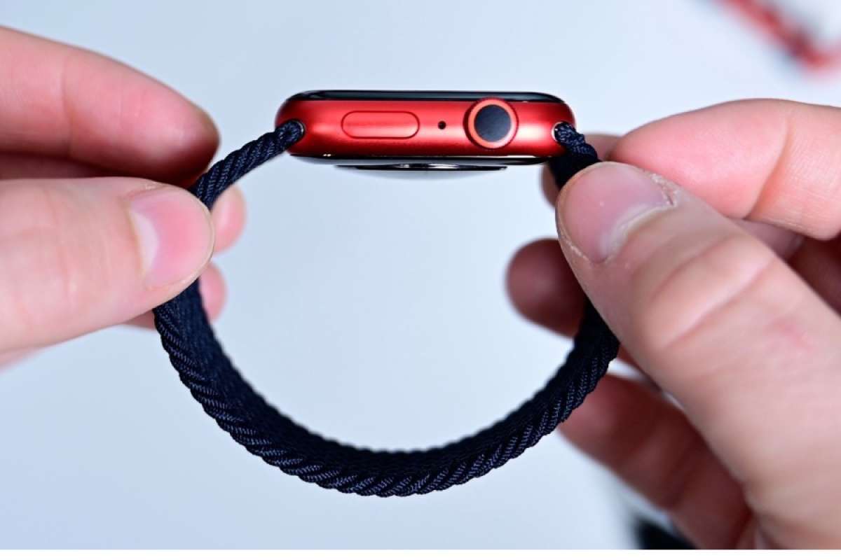 Solo Braided Loop Strap Apple Watch 