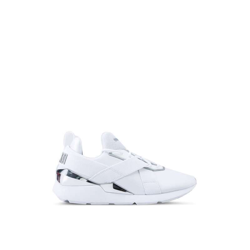 white and silver pumas