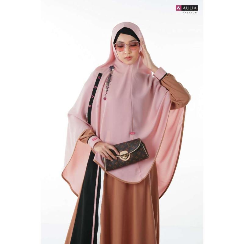 Jual Aulia Fashion Set Gamis Qeizaa Golden Brown Original Terbaru 2021 Set Gamis Syari Dan Khimar Murah Mei 2021 Blibli
