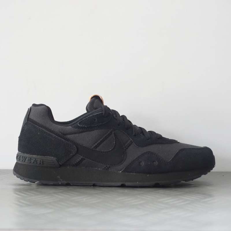 sepatu nike lifestyle